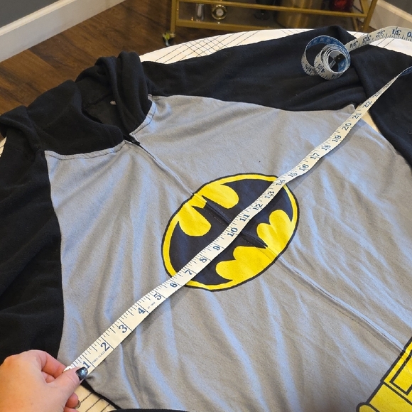 Cozy Batman Jumpsuit - Black, Gray, Yellow - Picture 4 of 6